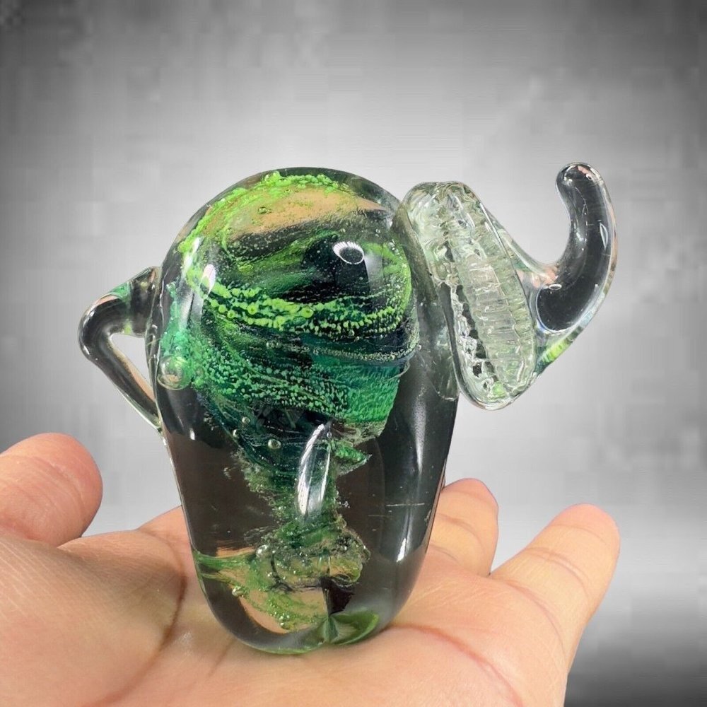 Kerry Glass Elephant Figurine Paperweight Clear Green Swirls Ireland‎ Glass